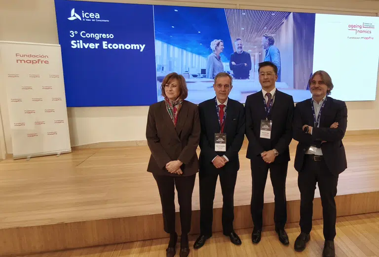 Los mayores de 55 años se consolidan como motor económico y social, y concentran cerca del 40% del consumo privado