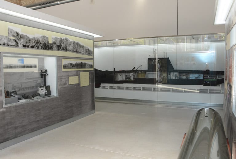 Barcos históricos y submarinos en el Museo Naval de Cartagena