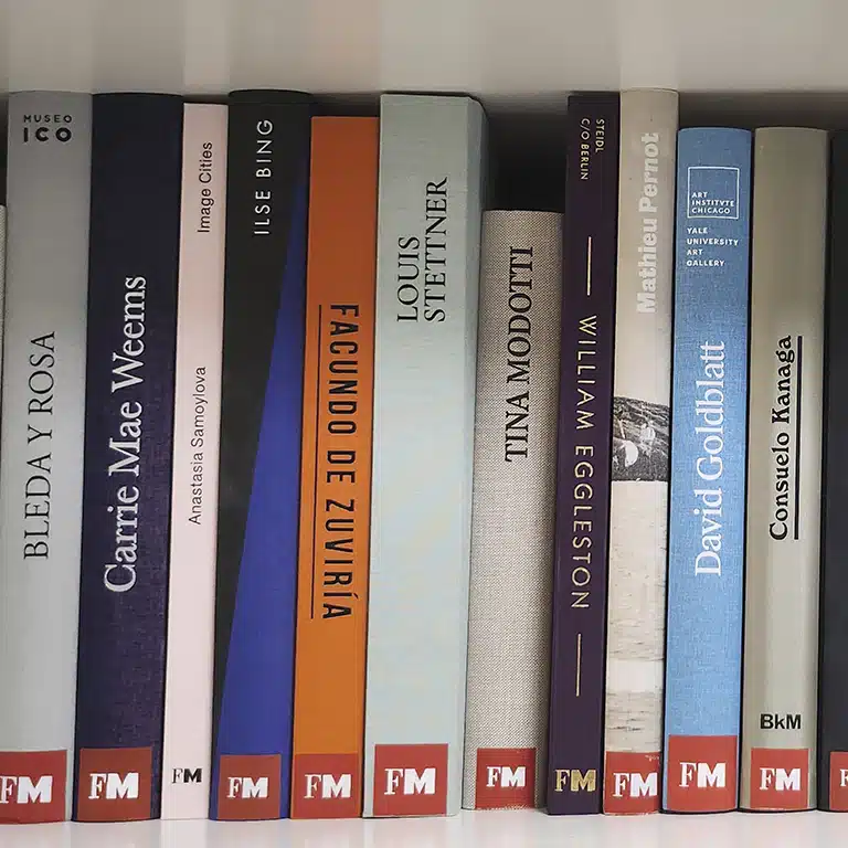 Publicaciones Publicaciones